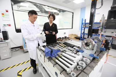 雨花經開區(qū)申億精密探索大規(guī)格緊固件冷成型之路